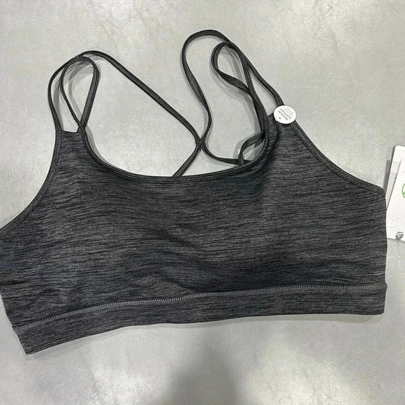 Gaiam Women's S Small Shine Wire-Free Medium Impact Yoga Sports Bra Grey NWT - Picture 1 of 9